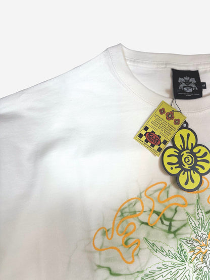 "Flower love" 5.6oz comfort T-shirts By THETA (White)