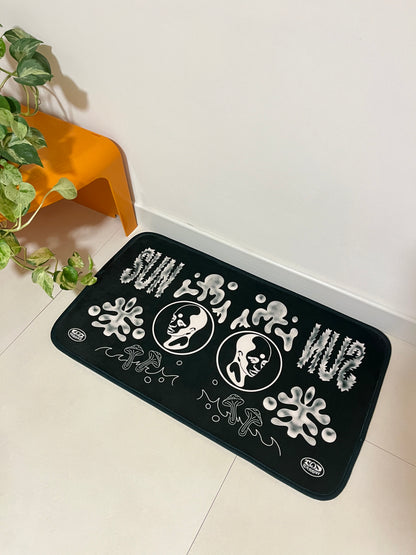 SUN,Yin and Yang Bath mat (Deep green)