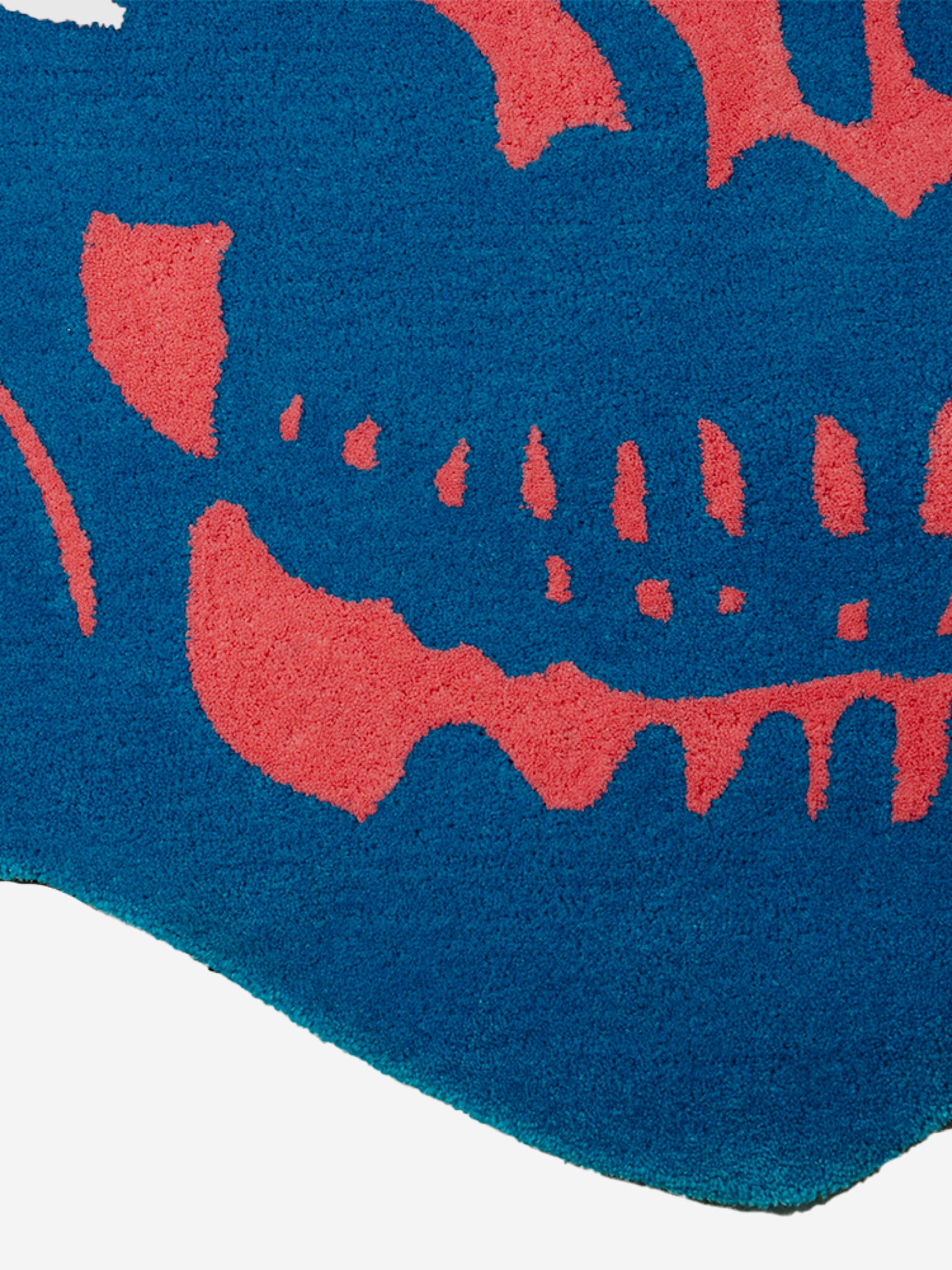 Hand made Tufted rug By THETA - Skull O
